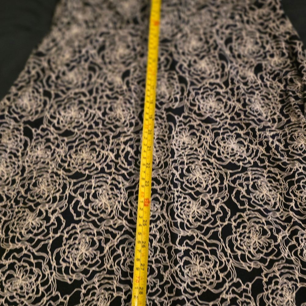 Tommy Hilfiger Floral Fit & Flare Dress | Navy & White Back Zipper Size 6 - Picture 5 of 15